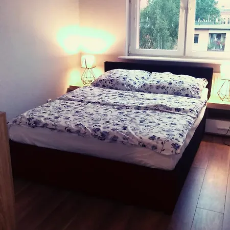 Raven House Gdansk- Nowoczesny Przy Samym Centrum Gdanska * Гданьск