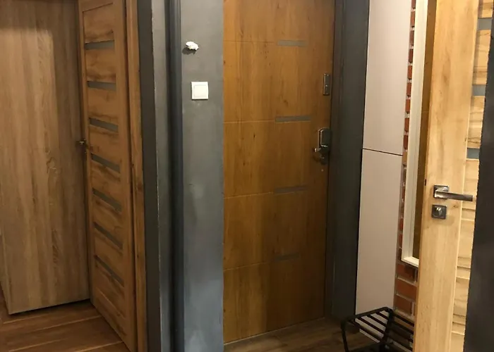 Raven House Gdansk- Nowoczesny Apartament Przy Samym Centrum Gdanska * Гданьск